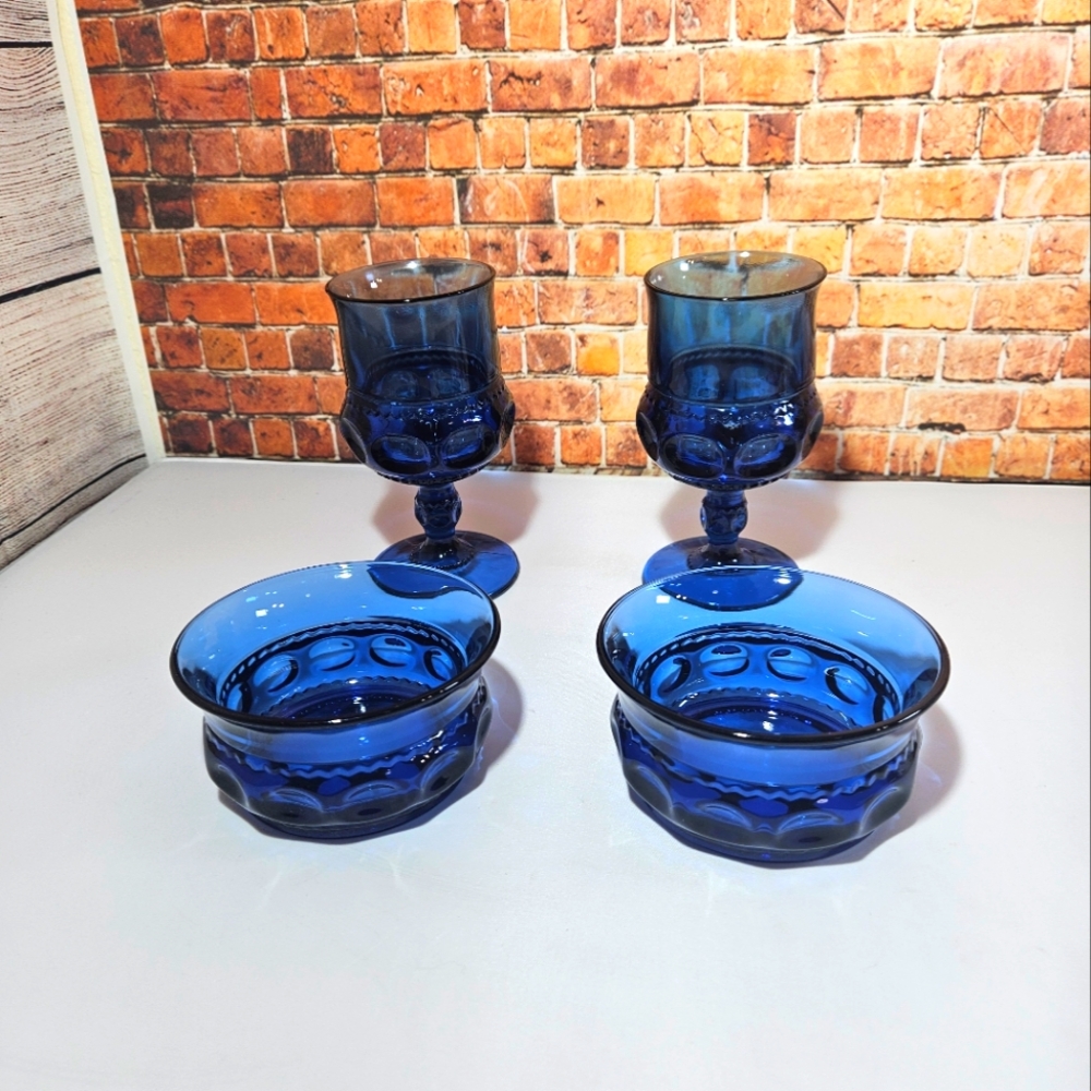Vintage Imperial Blue Tiara Wine glass
